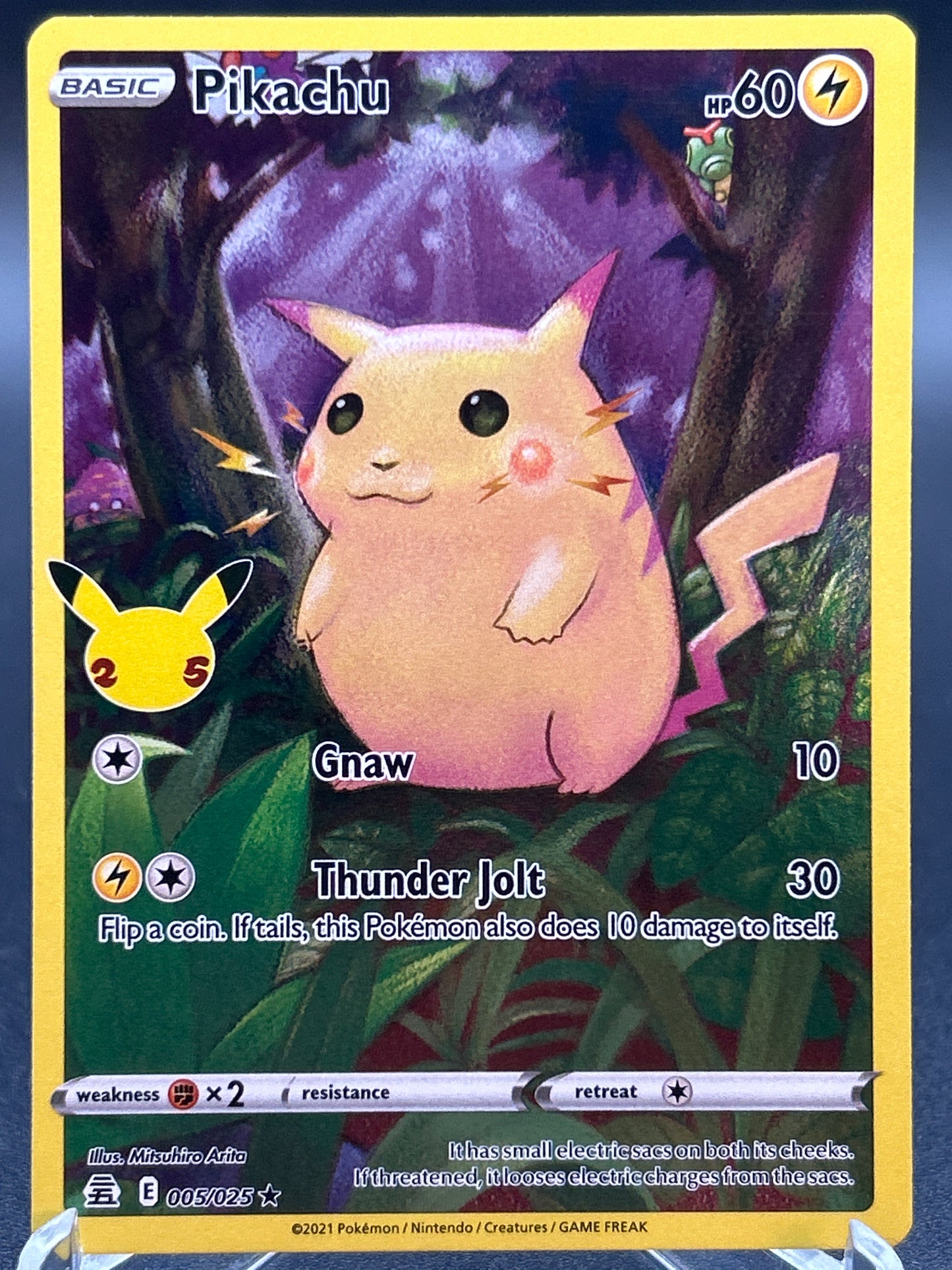 Pokémon TCG: 2021 Pikachu 005/025 SWSH: Celebrations Classic Collection
