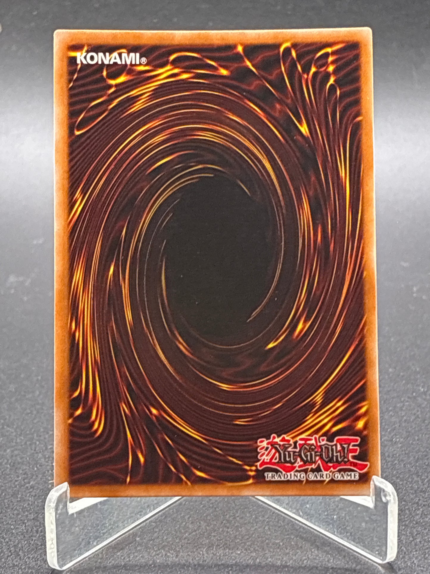 Yu-Gi-Oh! TCG: Dark Magician - DUSA-EN100 - Duelist Saga (DUSA)
