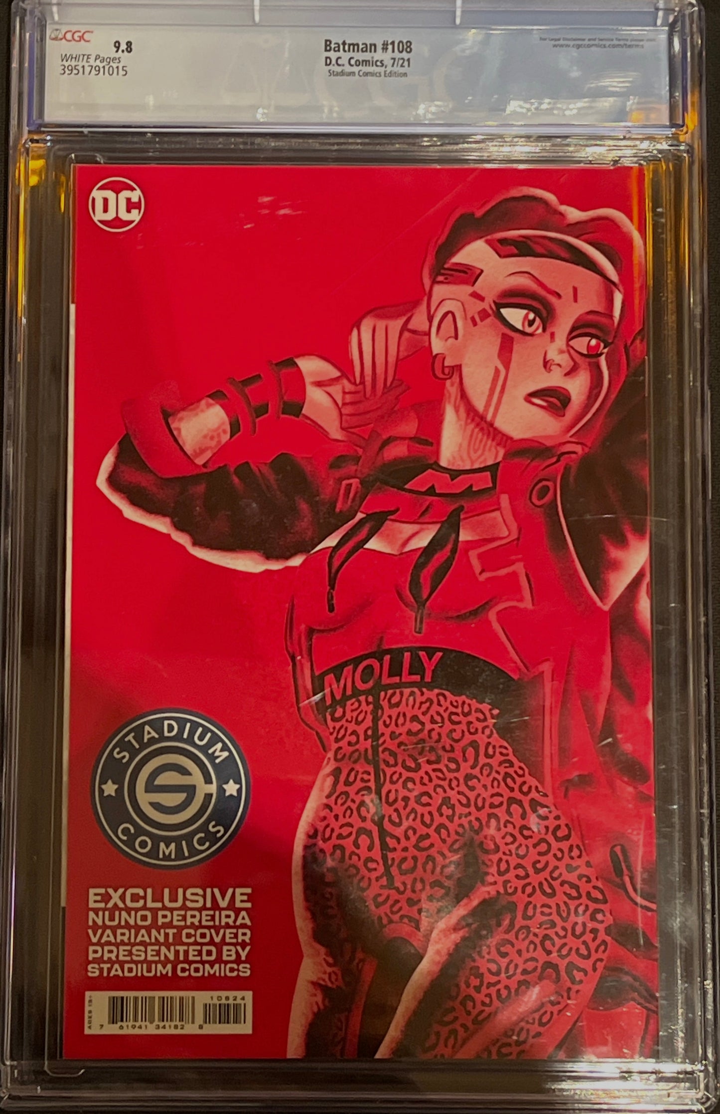 Graded Comics CGC 9.8: 2022 Batman #108 D.C Comics 7/21