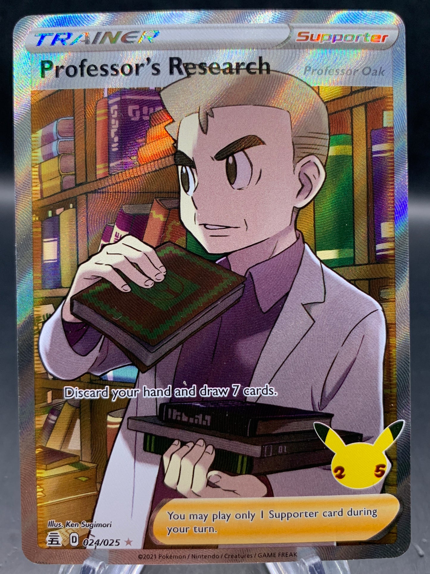 Pokémon TCG: 2021 Professor's Research - 024/025 - 25th: Celebrations