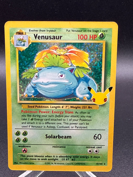 Pokémon TCG: Venusaur 15/102 -  Celebrations Classic Collection