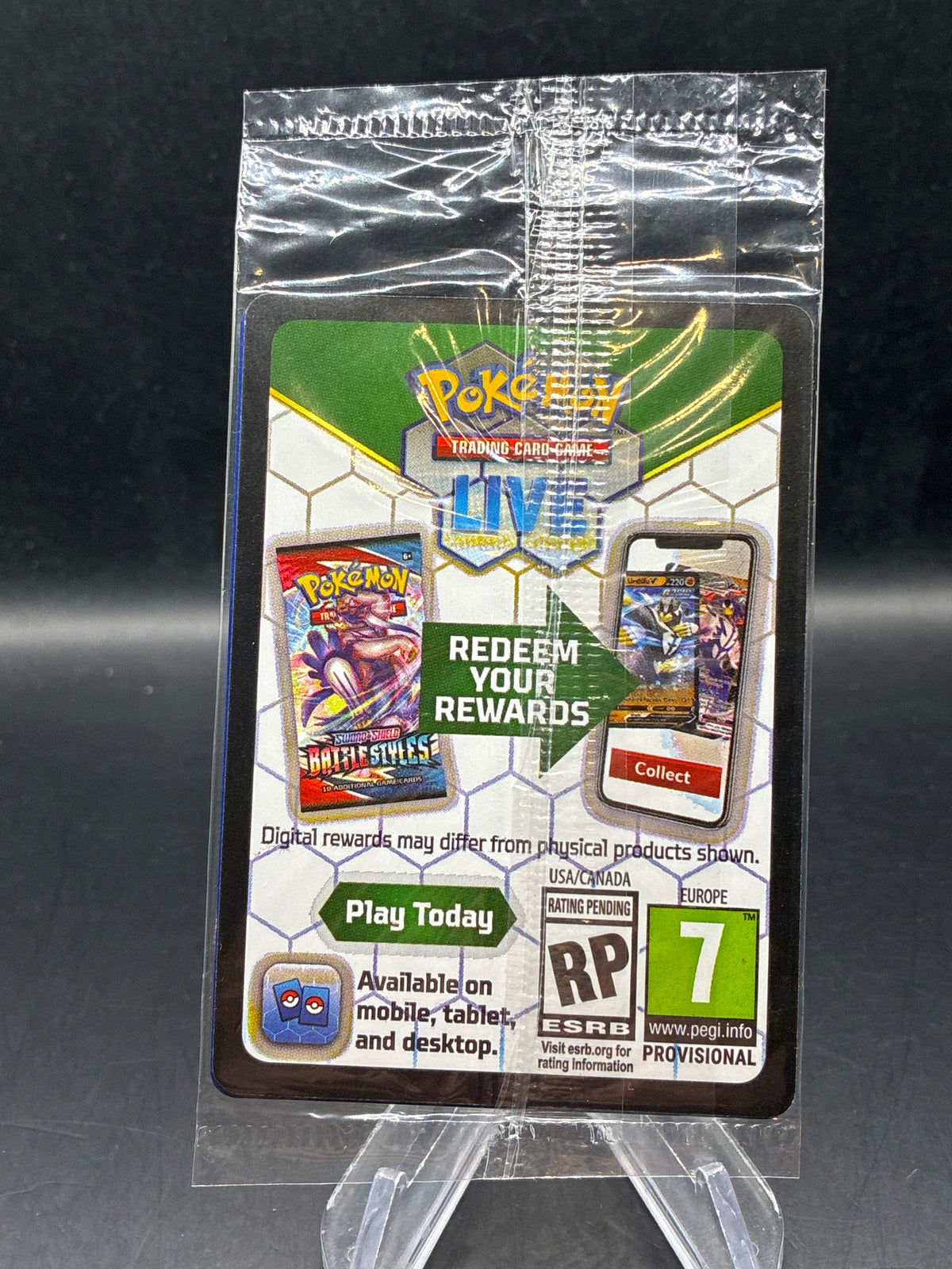Pokémon TCG: 2021 Dragonite V - SWSH235 - Sword & Shield Sealed Promo Pokémon GO Stamp
