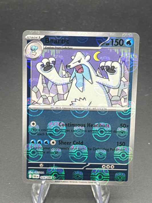 Pokémon TCG: 2025 Beartic 026/086  (Master Ball Pattern) - SV: Black Bol