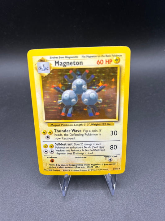 Pokemon TCG - Magneton - Base Set - 9/102 - DMG