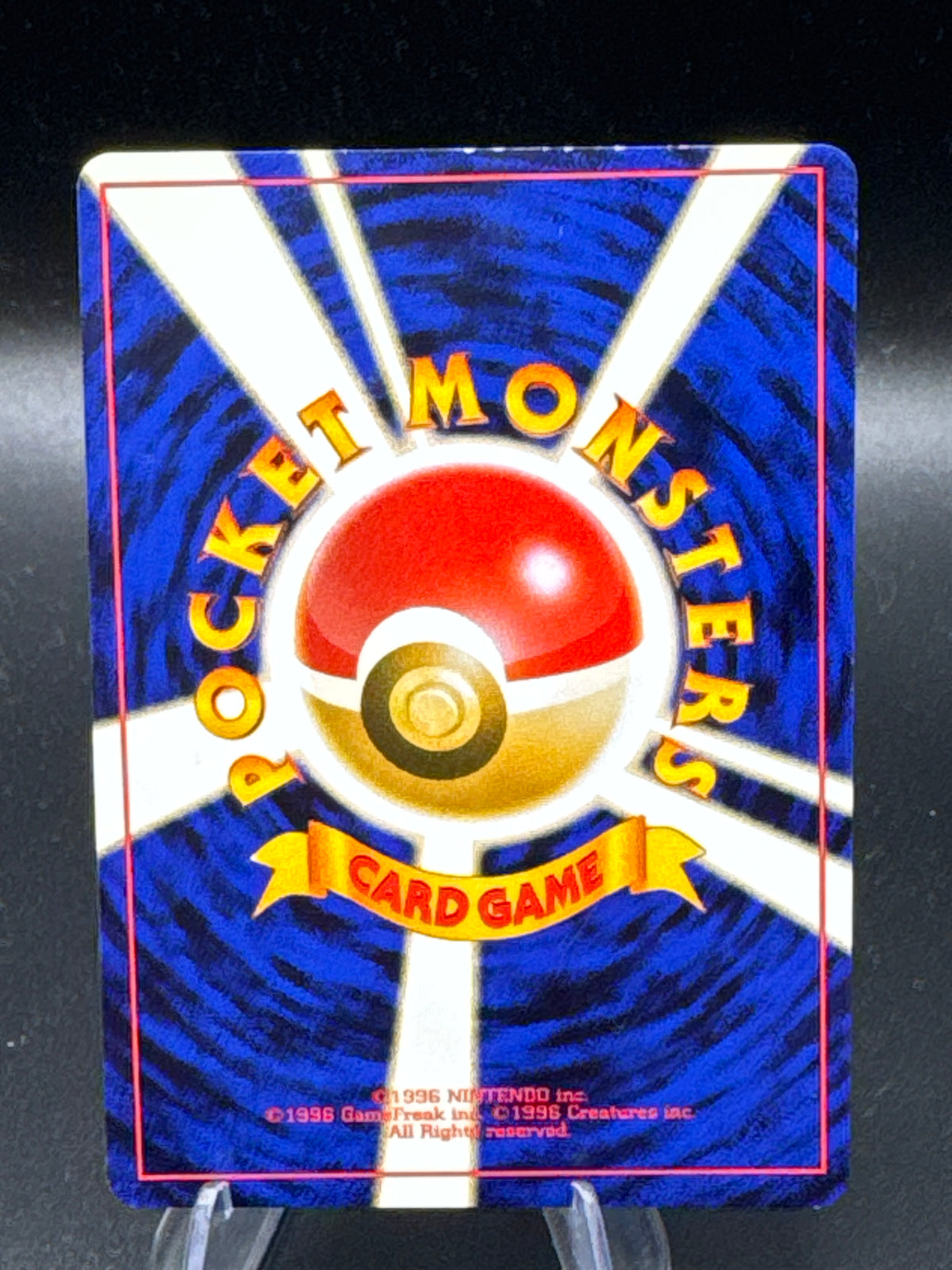 Pokémon TCG: 1996 Japanese Zapdos #145 Fossil