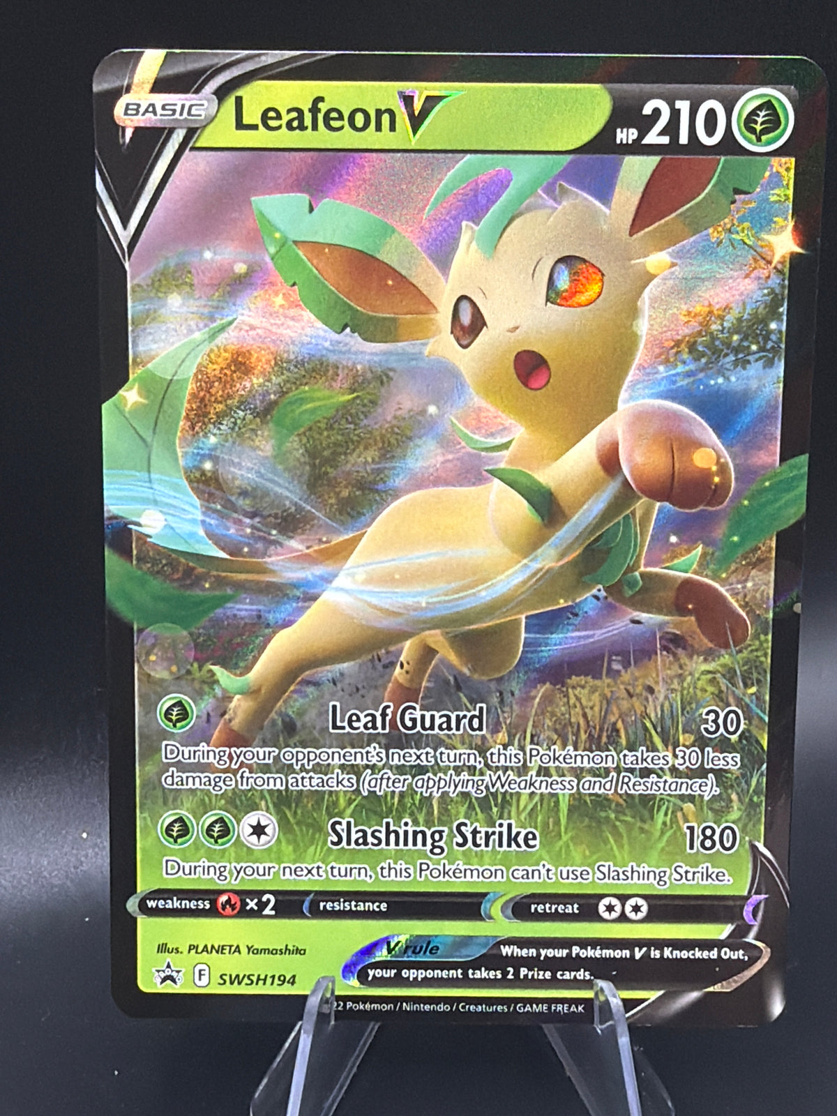 Pokémon TCG: Leafeon V - SWSH194 - SWSH: Sword & Shield Promo Cards (SWSD)