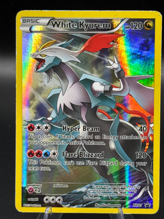 Pokémon TCG: 2015 - White Kyurem - XY81 - XY: Promos
