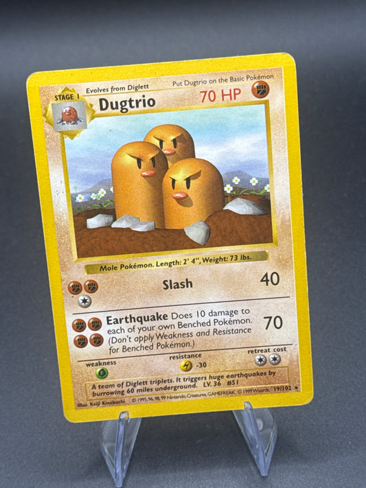 Pokemon TCG - 1999 Dugtrio - Base Set - 19/102 Shadowless