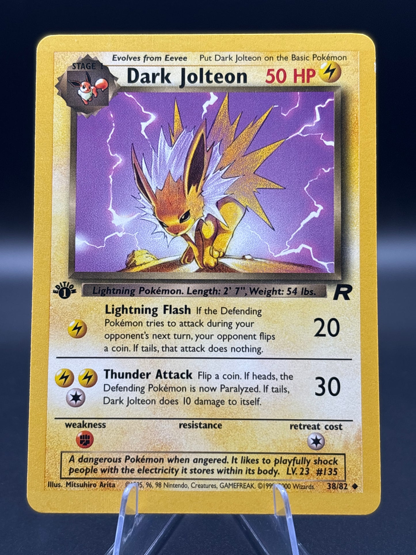 Pokémon TCG: 2000 Dark Jolteon 38/82 - Team Rocket 1st Edition