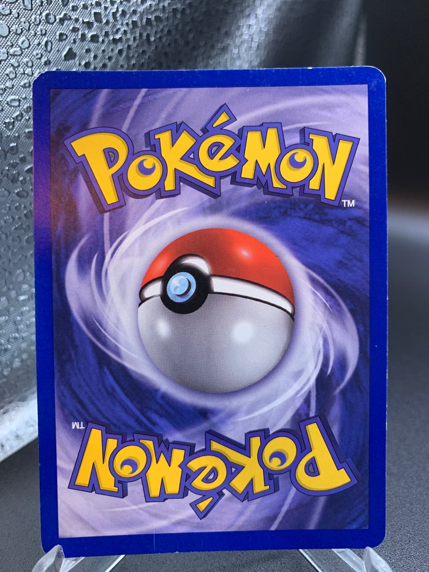 Pokémon TCG: 2002 Dark Vaporeon 9/110 - Legendary Collection
