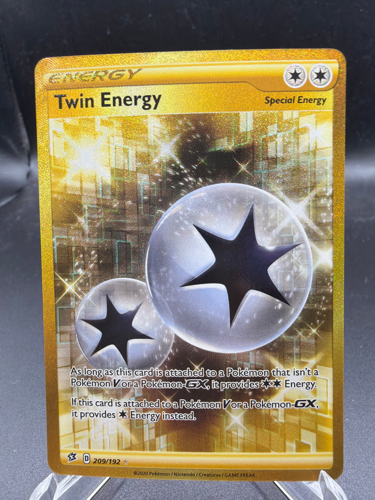 Pokémon TCG: 2019 Twin Energy 209/192 S&S: Rebel Clash
