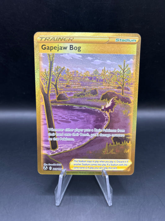 Pokémon TCG: 2022 Gapejaw Bog 213/195 S&S: Silver Tempest Gold