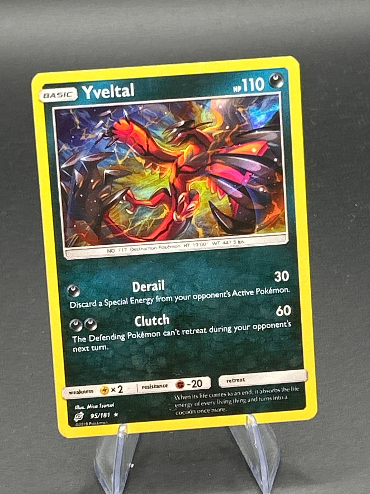 Pokémon TCG: 2019 Yveltal 95/181 - Team Up Tag Team