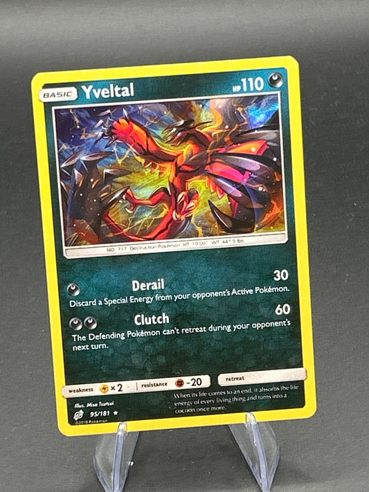 Pokémon TCG: 2019 Yveltal 95/181 - Team Up Tag Team