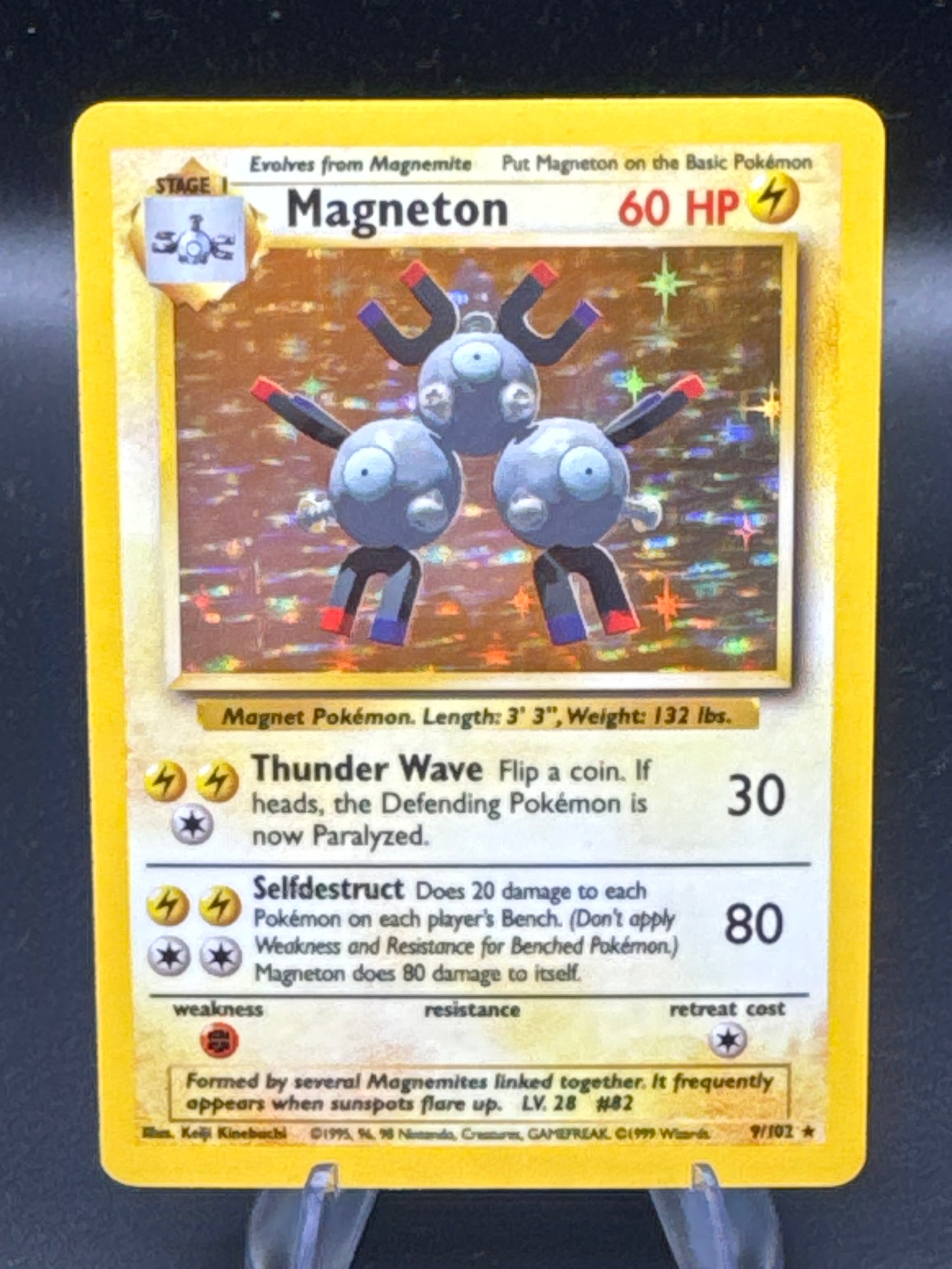 Pokemon TCG - Magneton - Base Set - 9/102