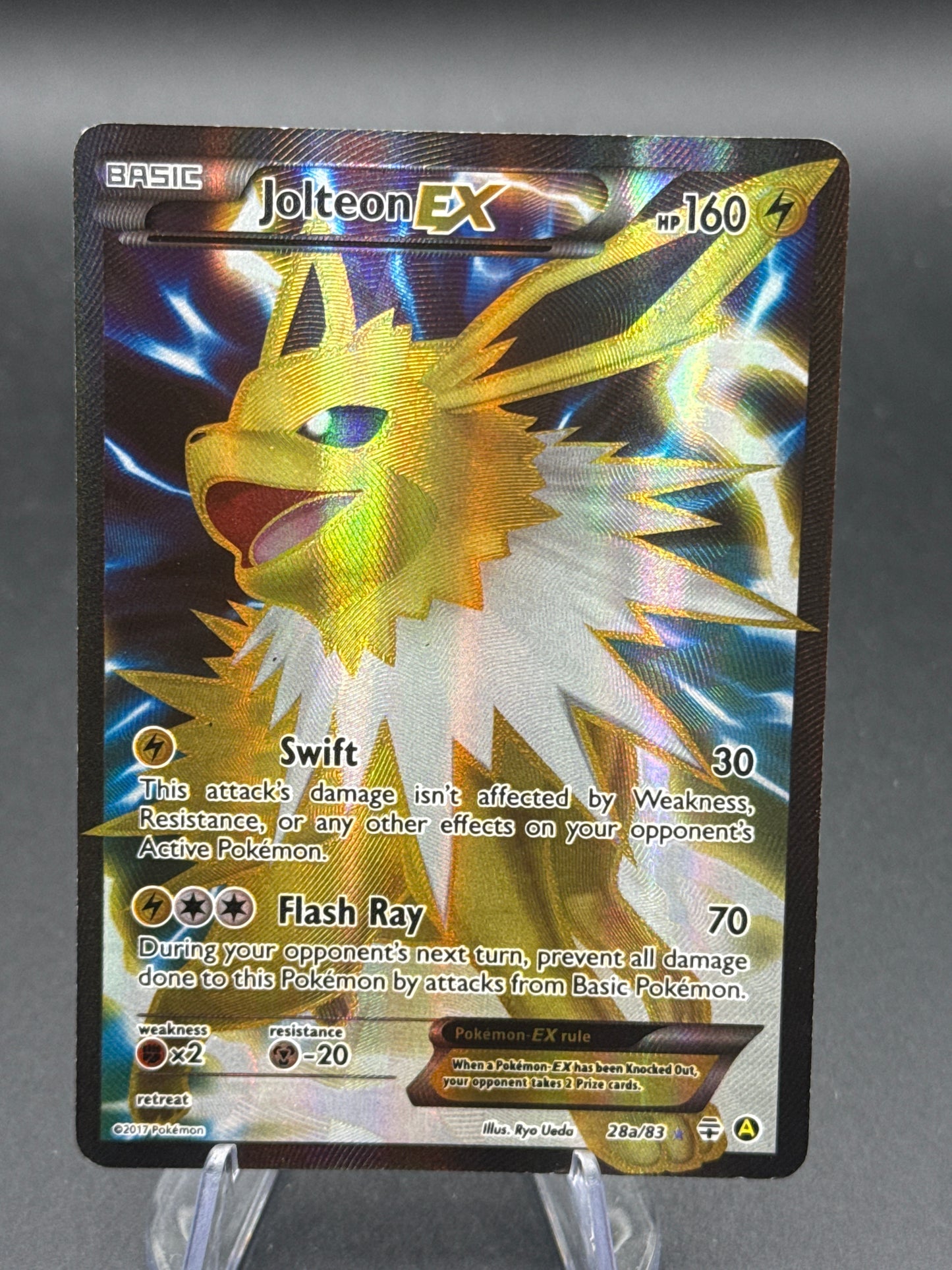 Pokémon TCG: 2017 - Jolteon EX - 28a/83 - XY: Generations