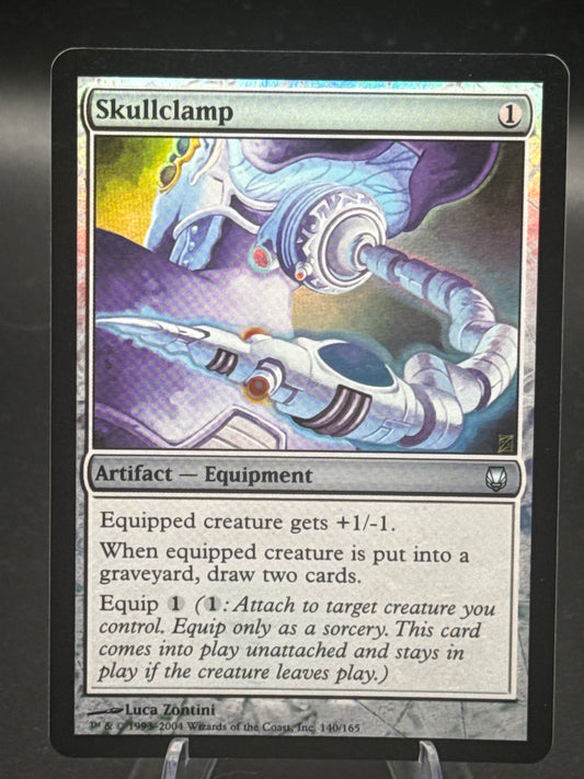 MTG TCG:  Skullclamp 140/165 - Darksteel Foil