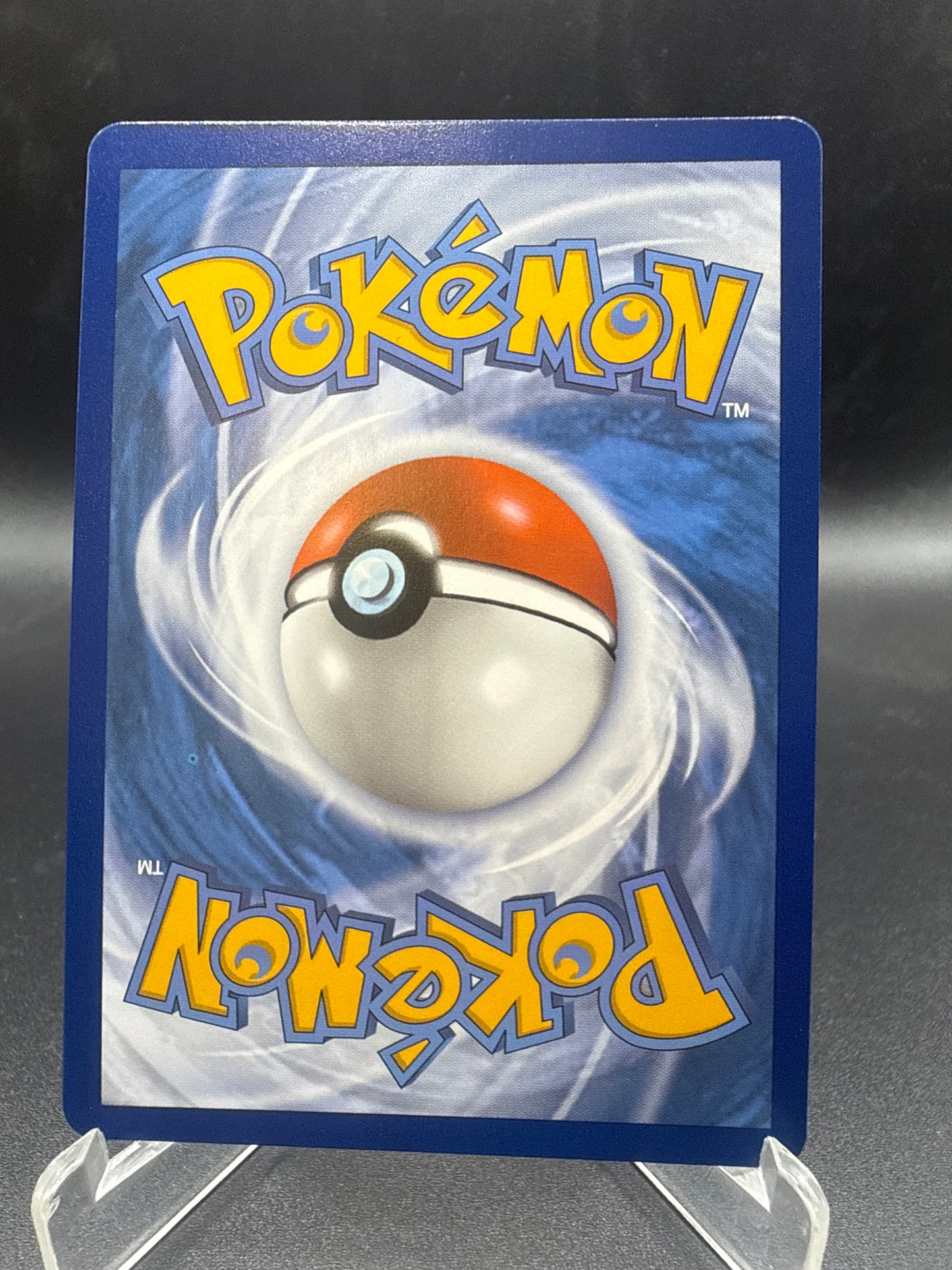 Pokemon TCG 2021 Poke Kid (Full Art) - 070/072 - Shining Fates (SHF)