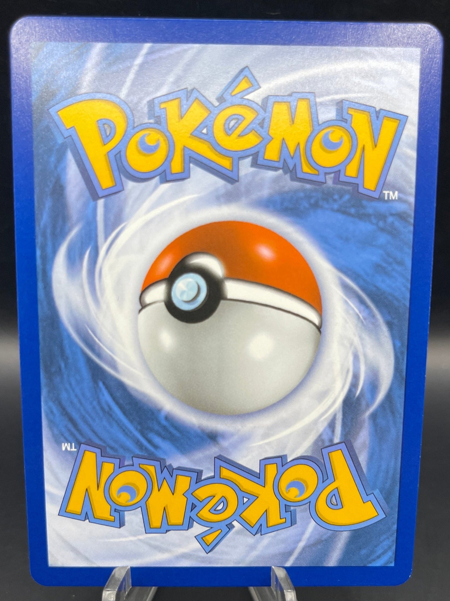 Pokémon TCG: 2022 Skuntank V 181/195 SWSH: Silver Tempest