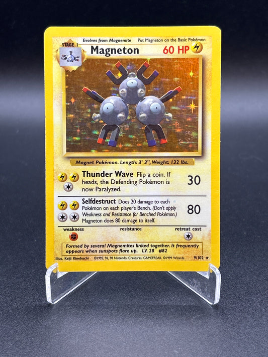 Pokémon TCG: 1999 Magneton 9/102 Base Set Unlimited Holo