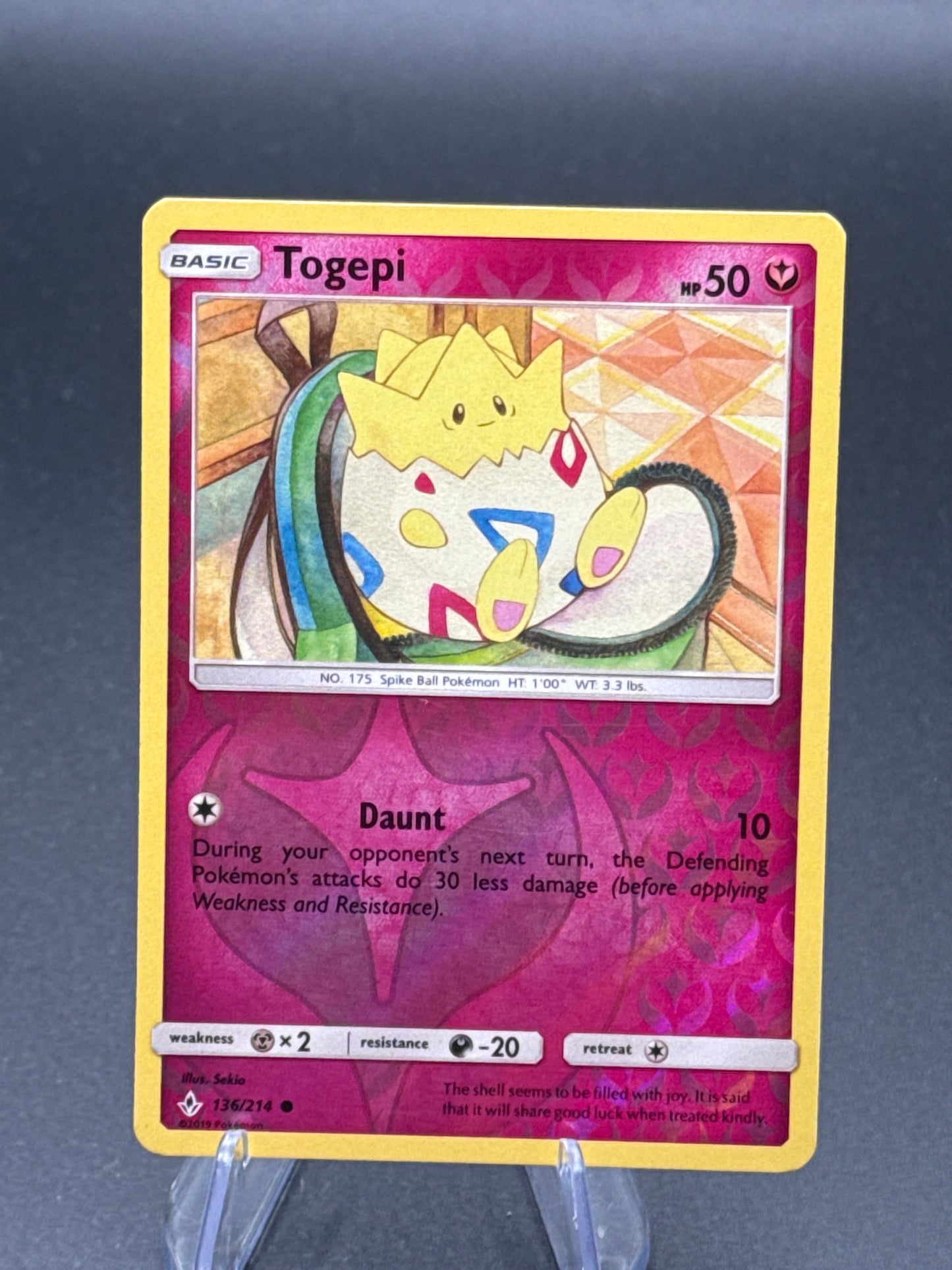 Pokémon TCG: 2019 Togepi 136/214  - SM - Unbroken Bonds