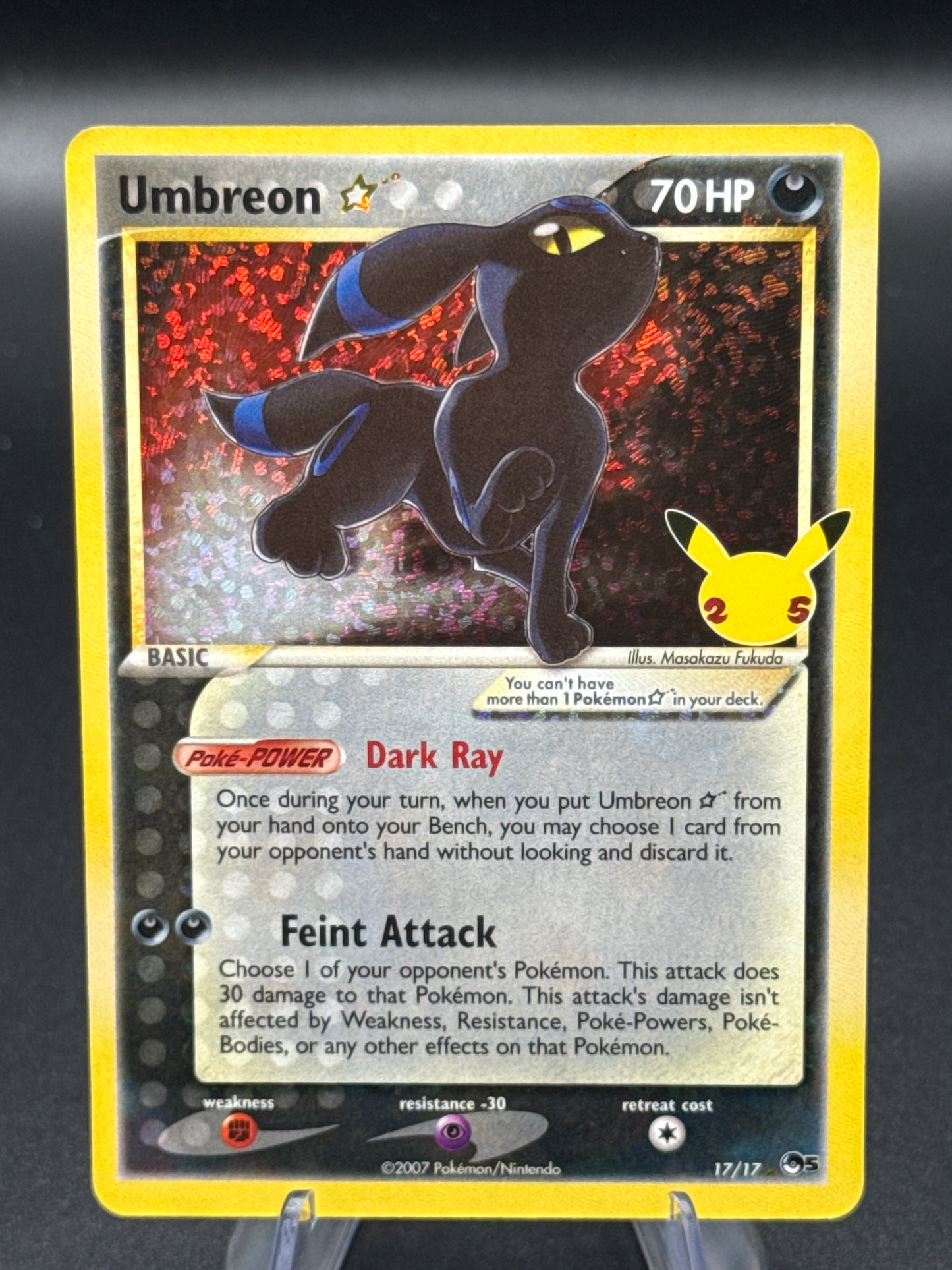 Pokémon TCG: 2021 Umbreon 17/17 SWSH: Celebrations Classic Collection
