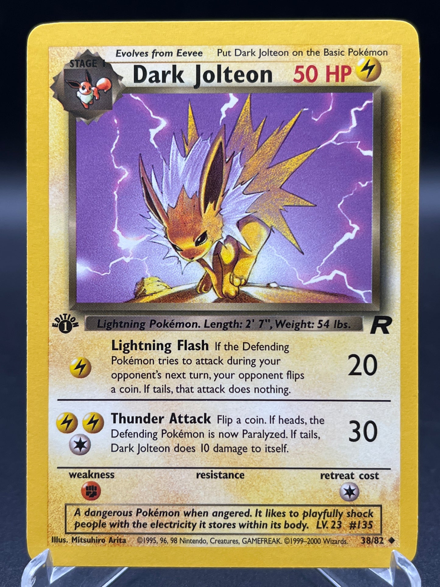 Pokémon TCG: 2000 Dark Jolteon 38/82 - Team Rocket 1st Edition