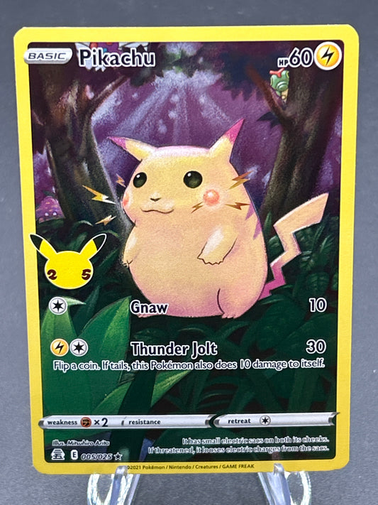 Pokémon TCG: 2021 Pikachu - 005/025 - Celebrations