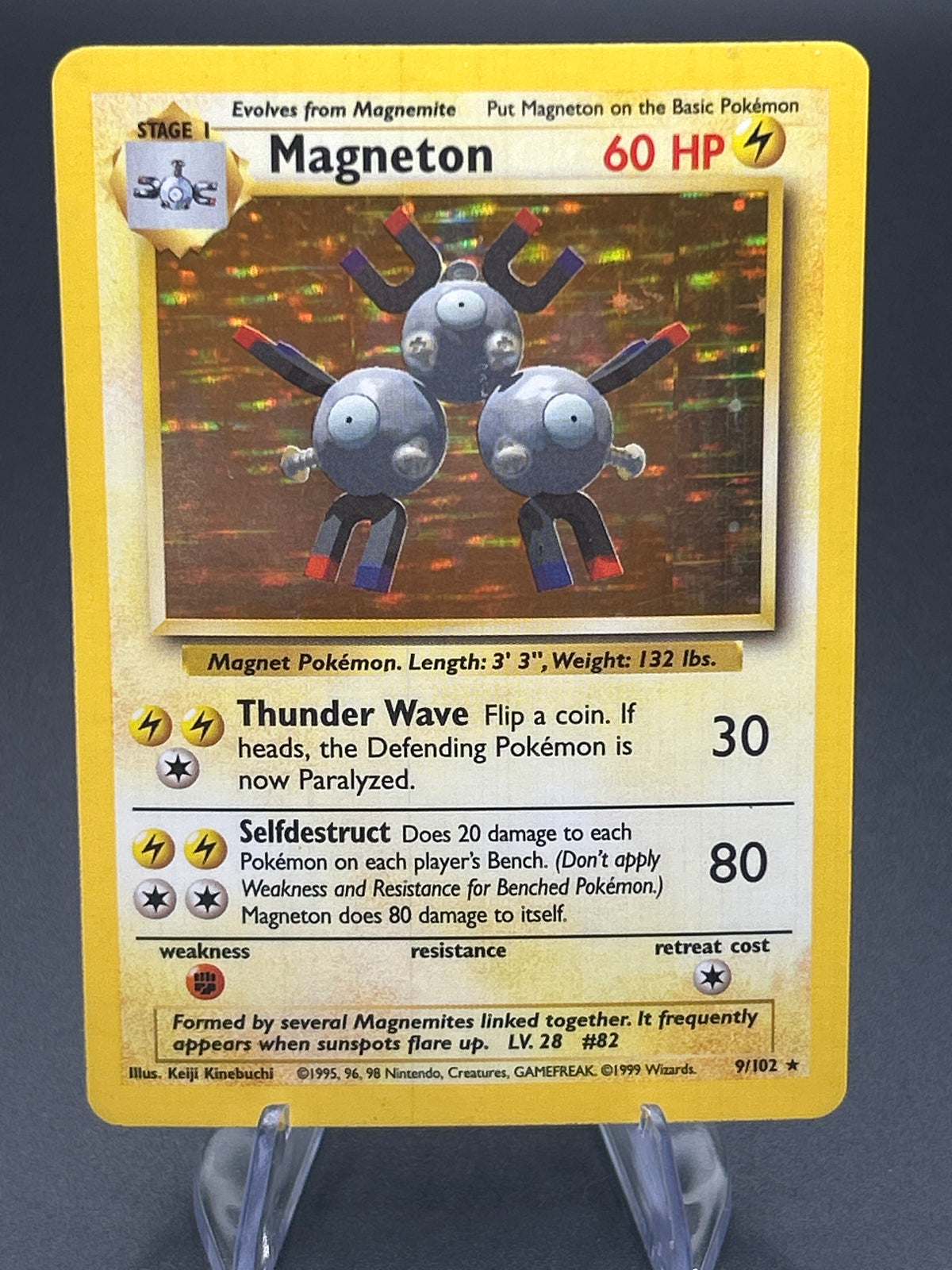 Pokémon TCG: Magneton 9/102 Base Set