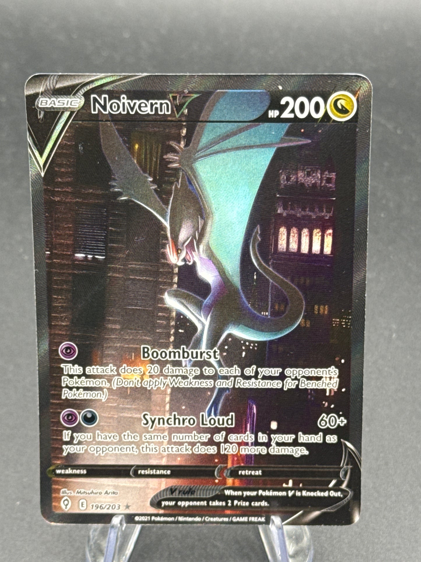 Pokémon TCG 2021 Noivern V 196/203 SWSH: Evolving Skies