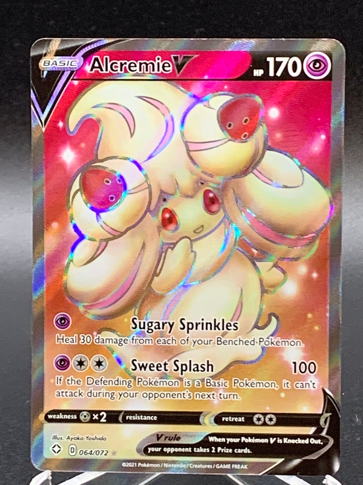 Pokémon TCG: 2021 Alcremie V 064/072 SWSH: Shining Fates