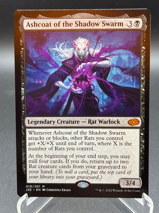 MTG TCG: Ashcoat of the Shadow Swarm 019/051 J22: Jumpstart