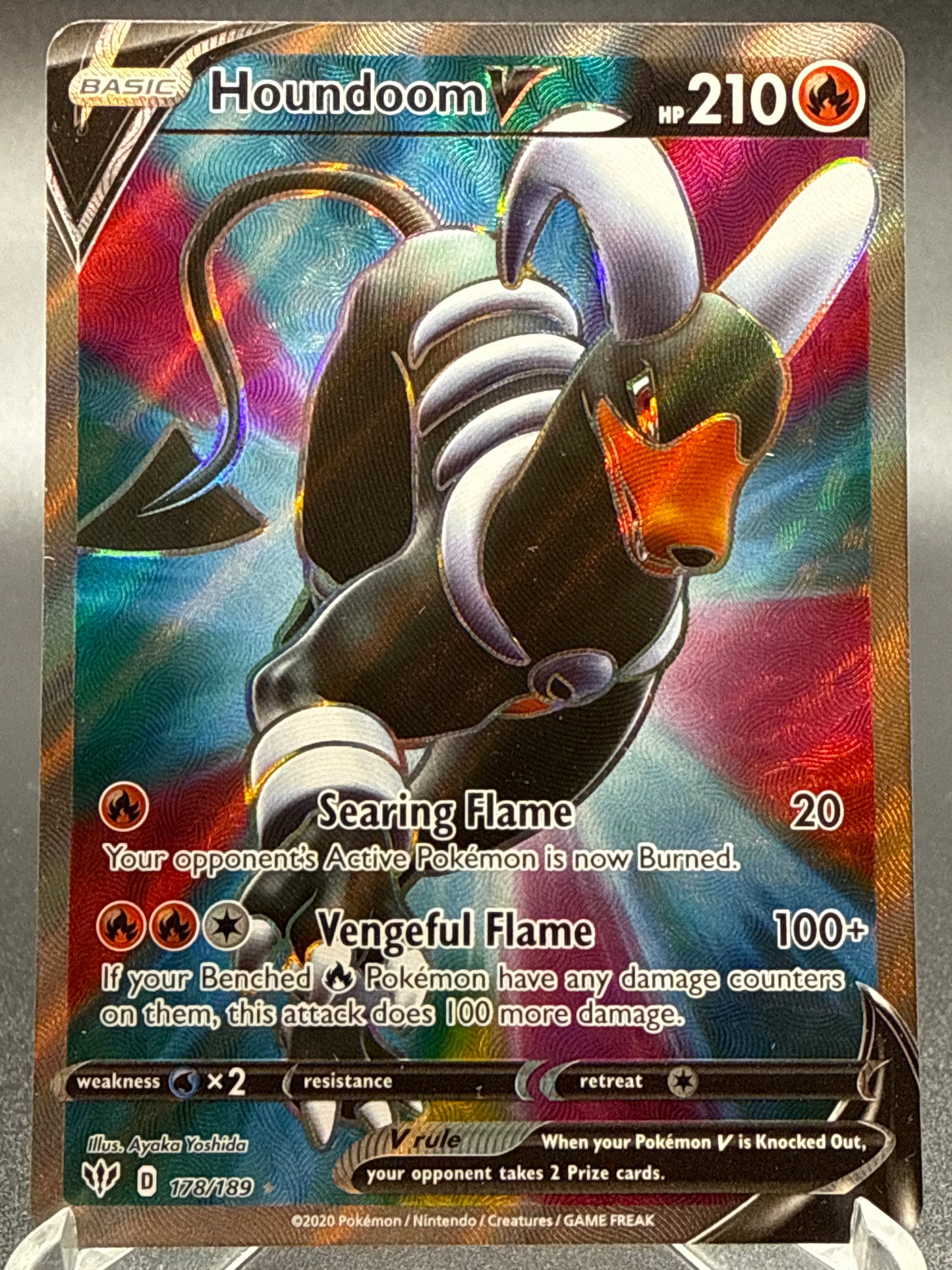 Pokémon TCG: 2020 - Houndoom V - 178/189 - SWSH: Darkness Ablaze