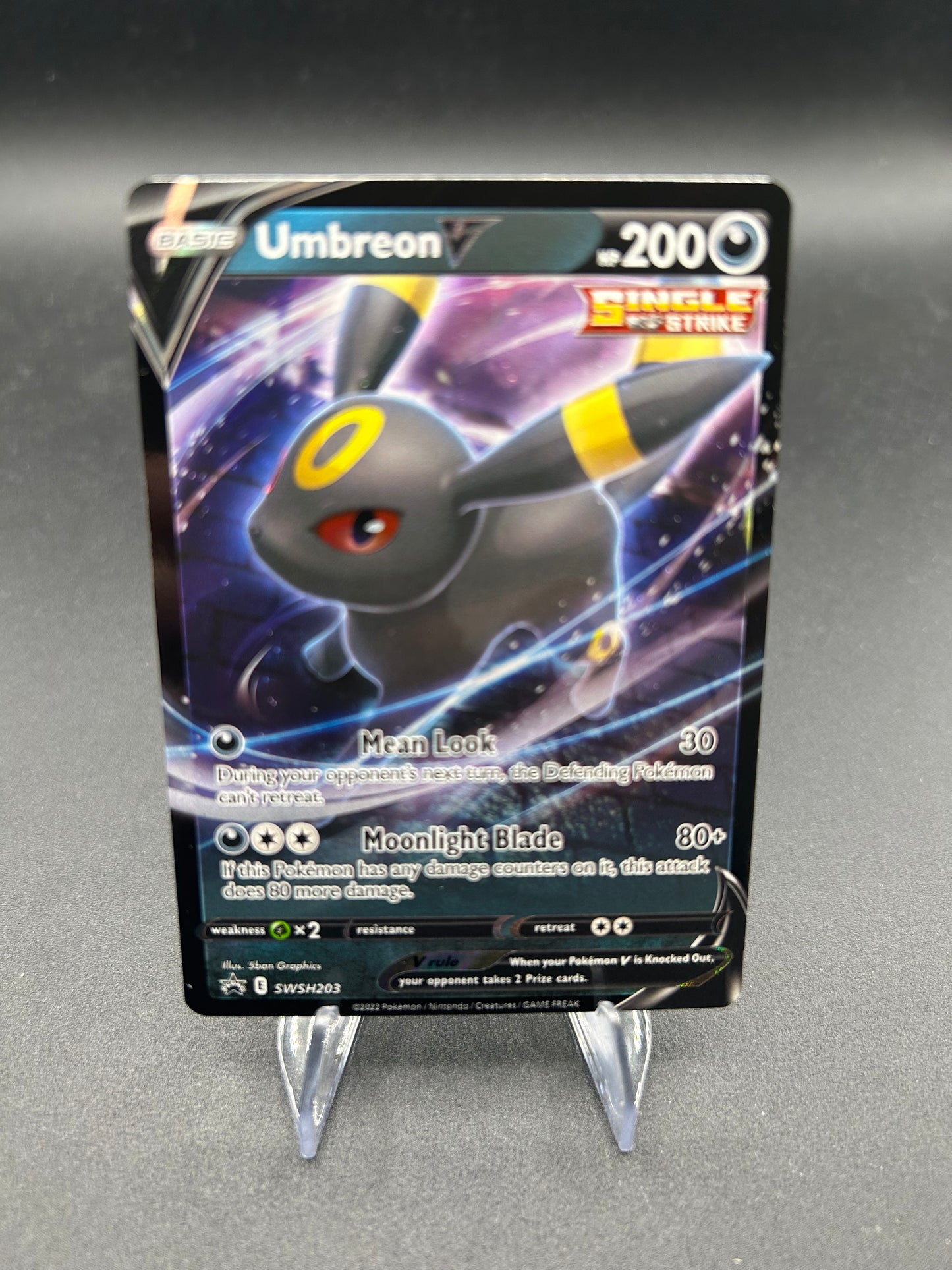 Pokémon TCG: 2022 - Umbreon V - SWSH203 - SWSH: Sword & Shield Promos