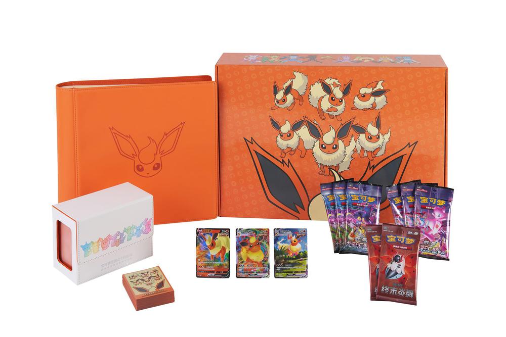Pokémon TCG: Eevee Gift Box- Simplified Chinese - Flareon