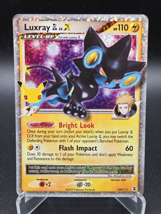 Pokémon TCG: 2021 Luxray GL LV.X 109/111 SWSH: Celebrations Classic Collection