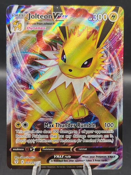 Pokémon TCG: 2021 Jolteon VMAX 051/203 SWSH: Evolving Skies