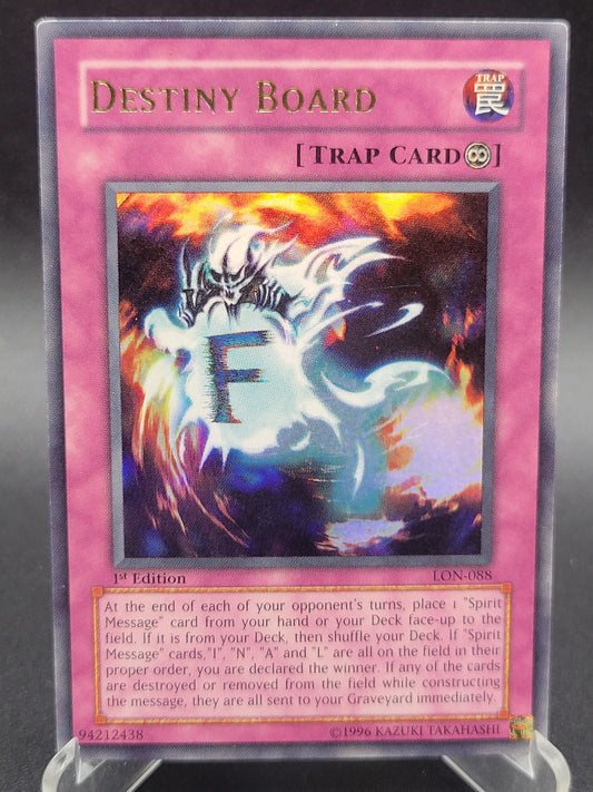 Yu-Gi-Oh! TCG: Destiny Board LON-088 - Labyrinth of Nightmare