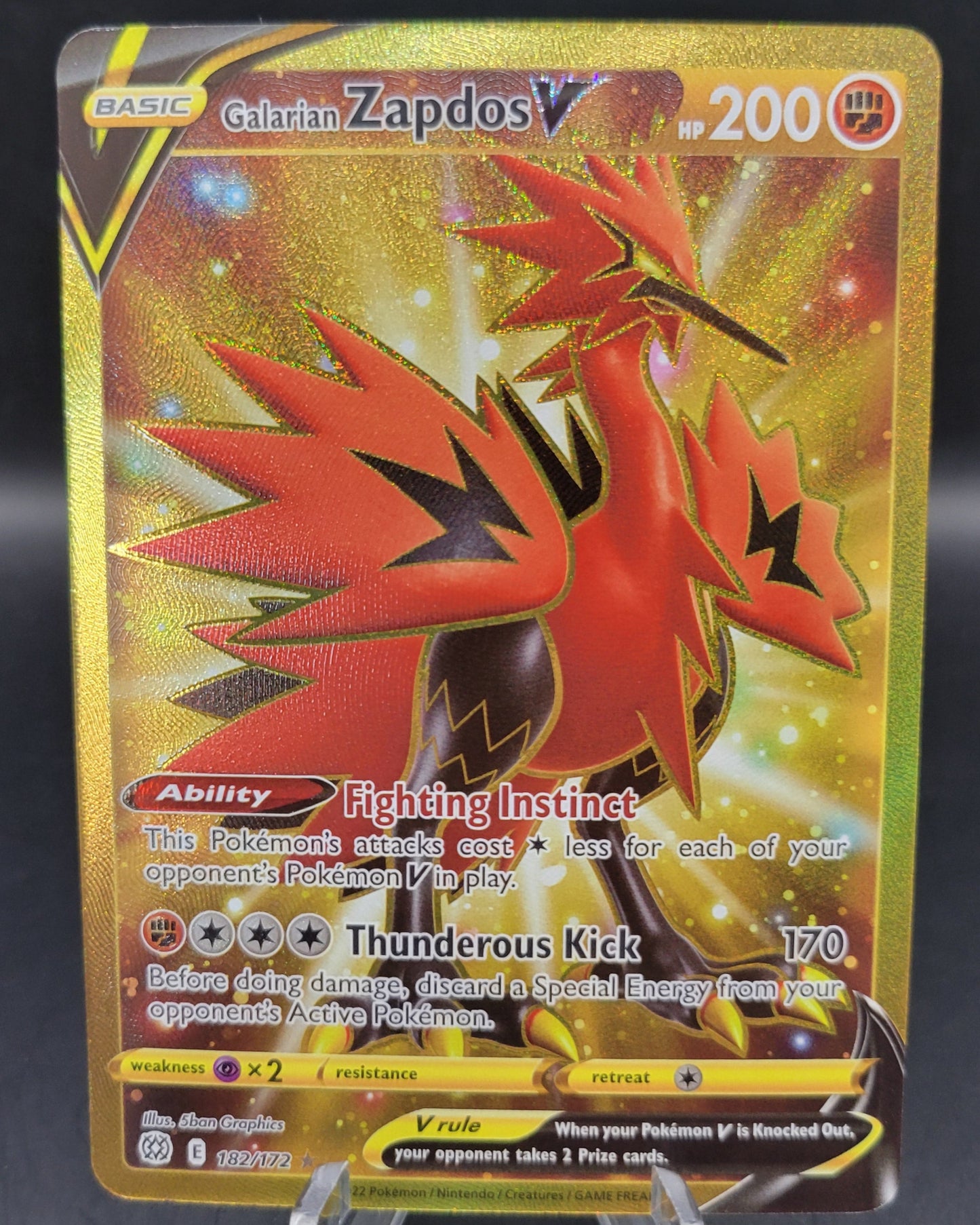 Pokémon TCG: 2022 Galarian Zapdos V 182/172 SWSH: Brilliant Stars