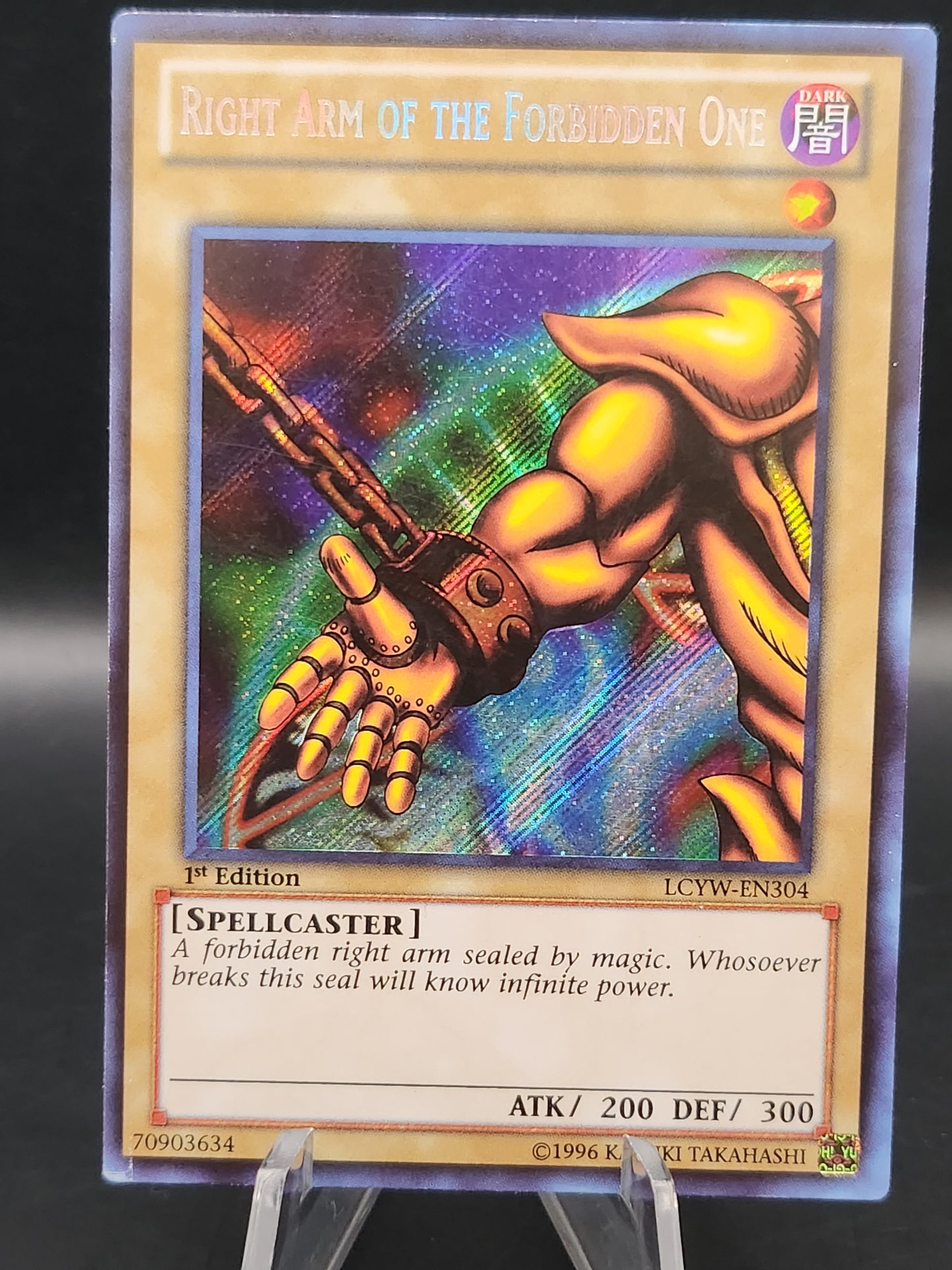 Yu-Gi-Oh! TCG 1st Edition Right Arm of the Forbidden One LCYW-EN304 King of Games
